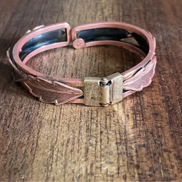 1960’s Copper Leaf Clamper Bracelet by Bell - Picture 2 of 5